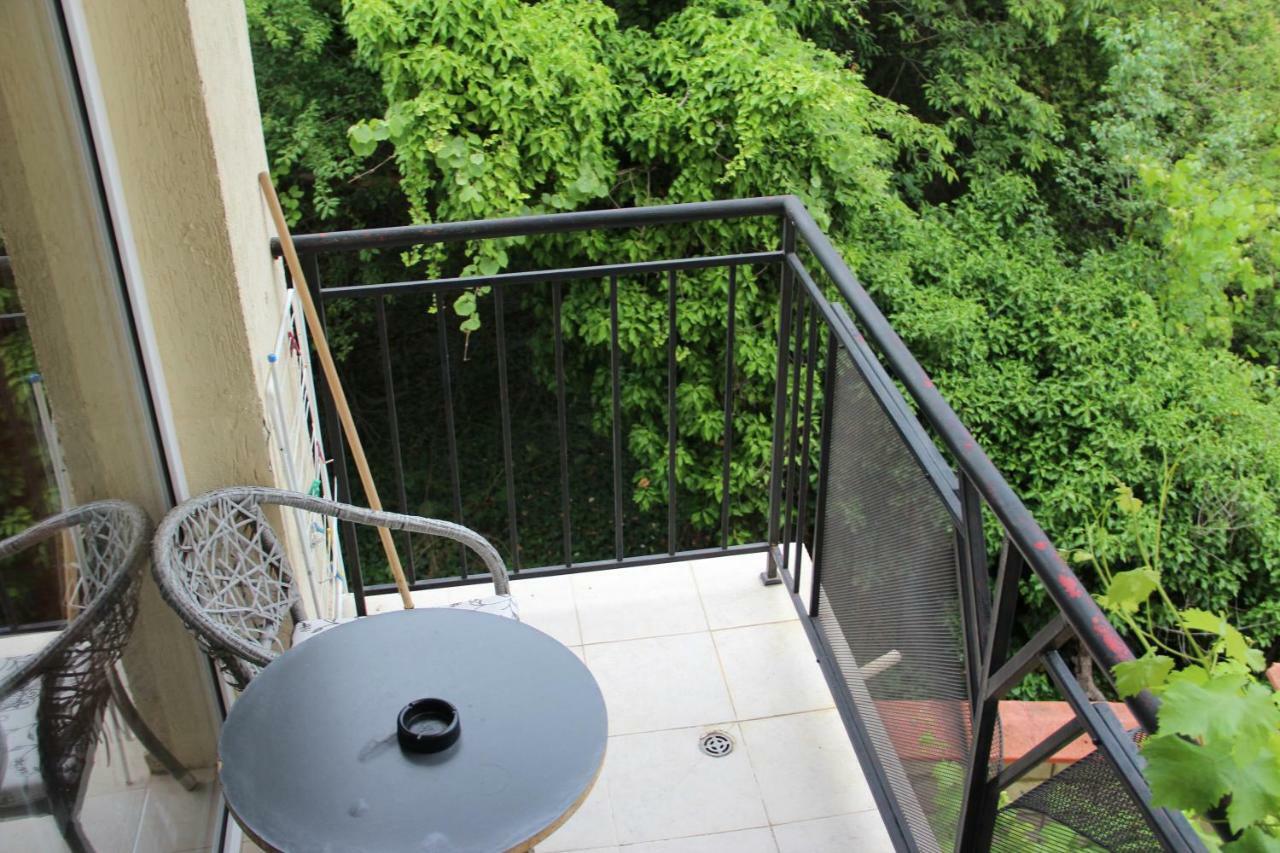 Complex Ruzh Apartments Sables d'or Extérieur photo
